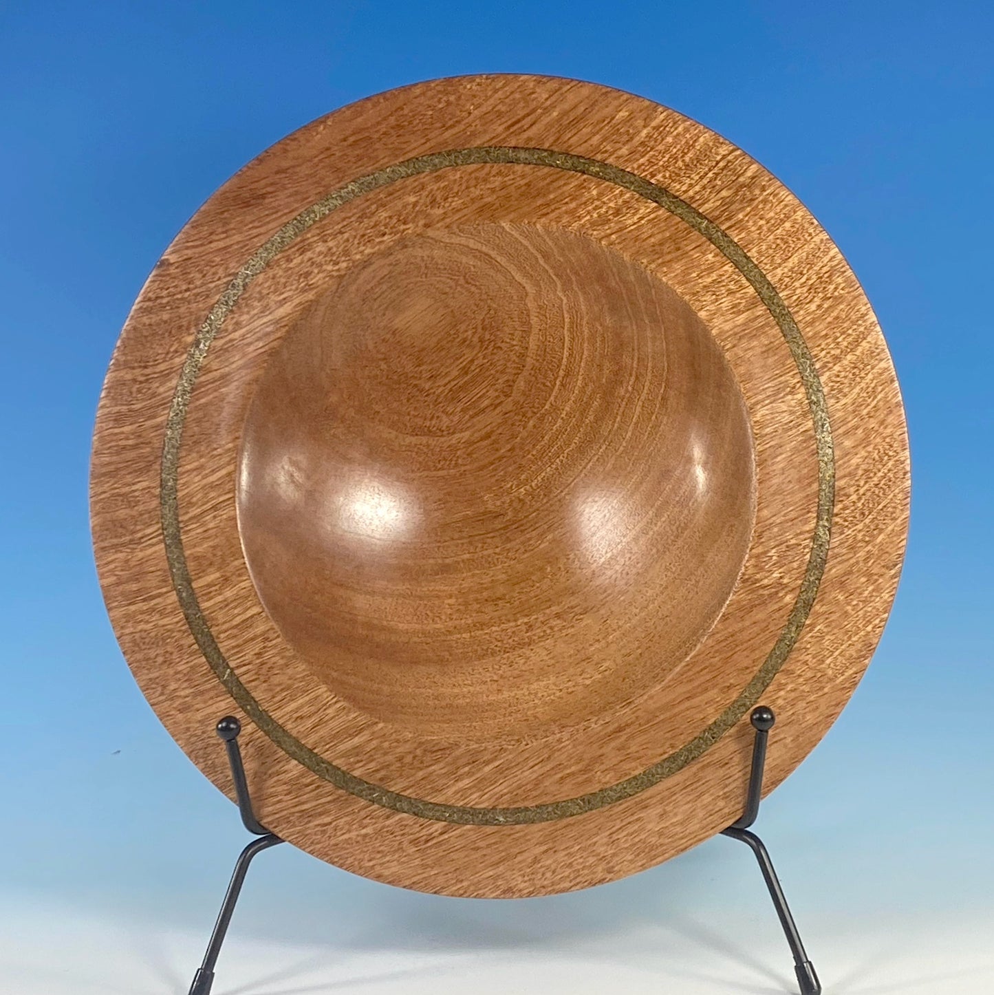 DISPLAY BOWL TURNED FROM SAPELE, WITH INFLAY OF SHAVED BRASS